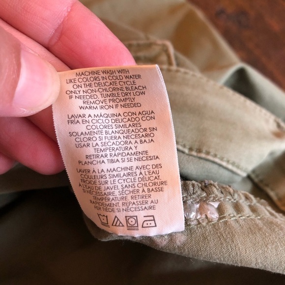 CAbi Olive Green Traveler Cargo Jogger Pants Utility Pockets Zippered Legs Sz 10 - Picture 7 of 13